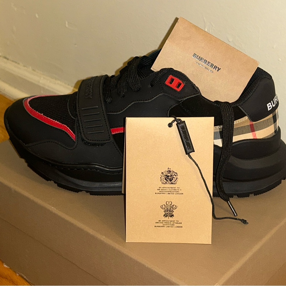Burberry Men's Hiking Sneakers/Boot